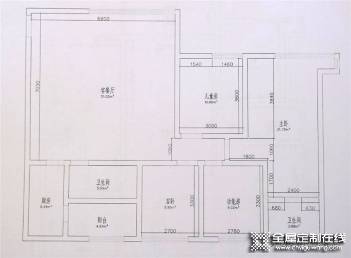 萊茵艾格全屋定制案例：130m²的現(xiàn)代輕奢新房，將收納與空間利用最大化！